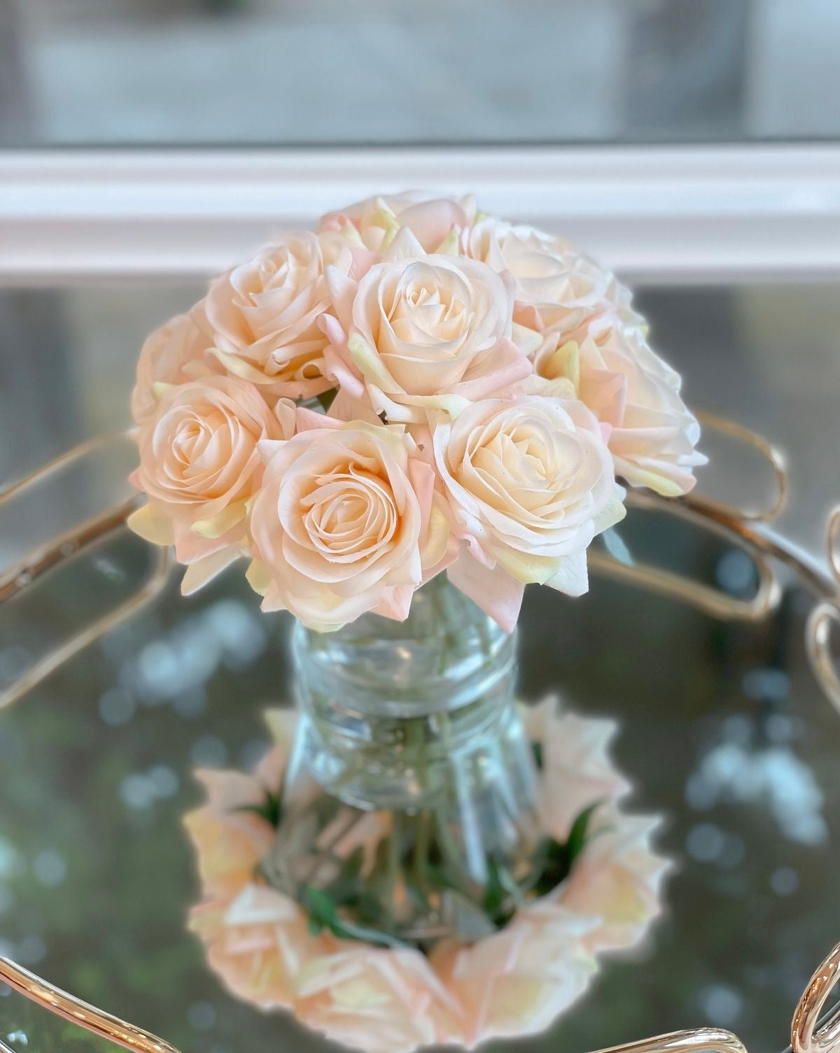 Roses arrangement